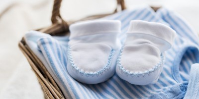 Ab welcher Phase Schuhe für Babys sinnvoll sind